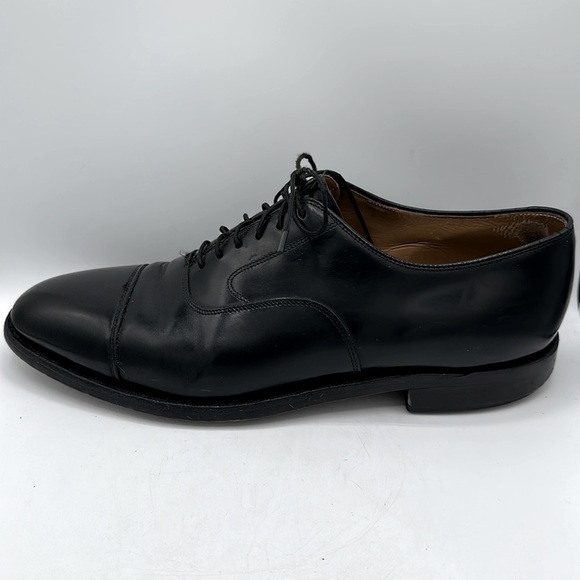 Johnston & Murphy black cap toe Oxford dress shoes, size 10 main image 9